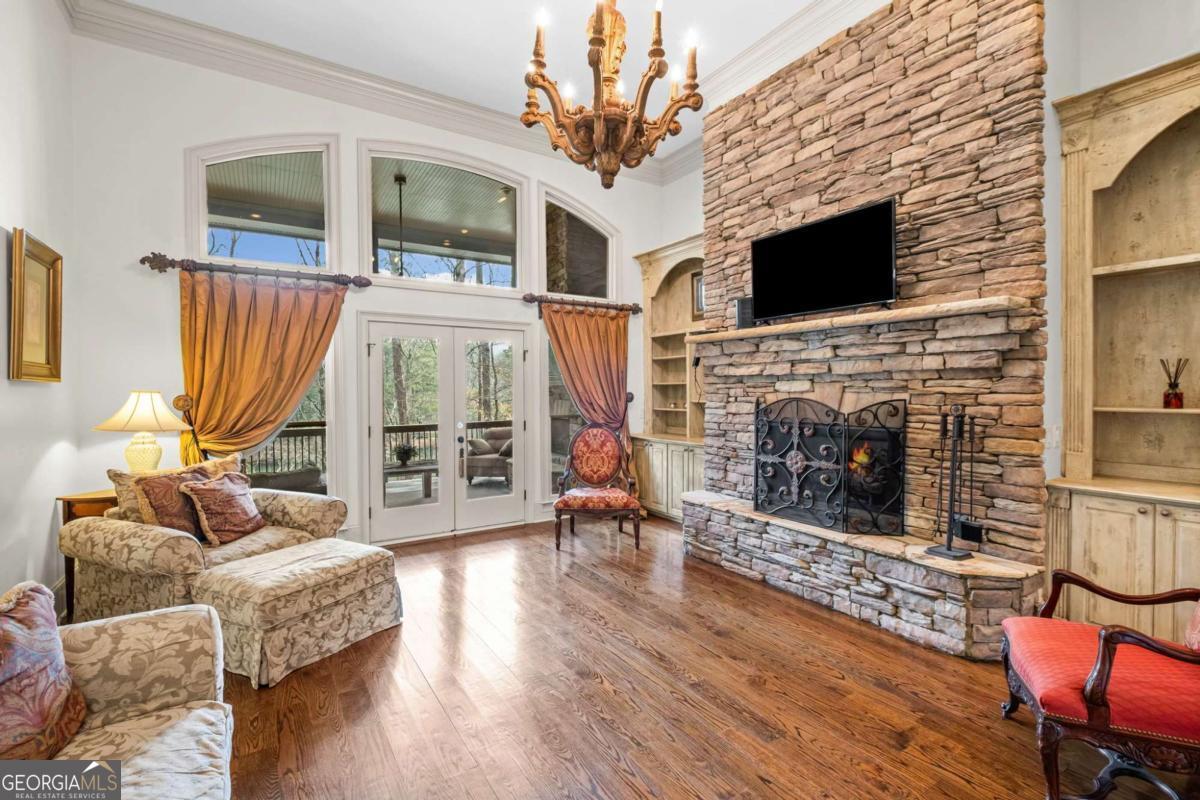 108 Waters Edge Drive