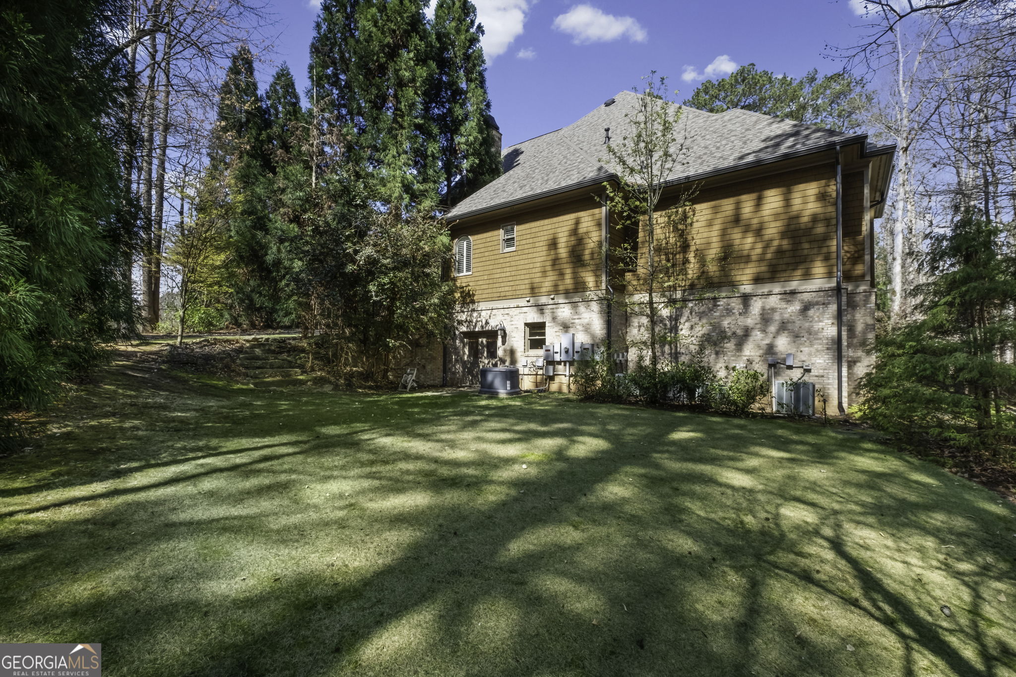 108 Waters Edge Drive