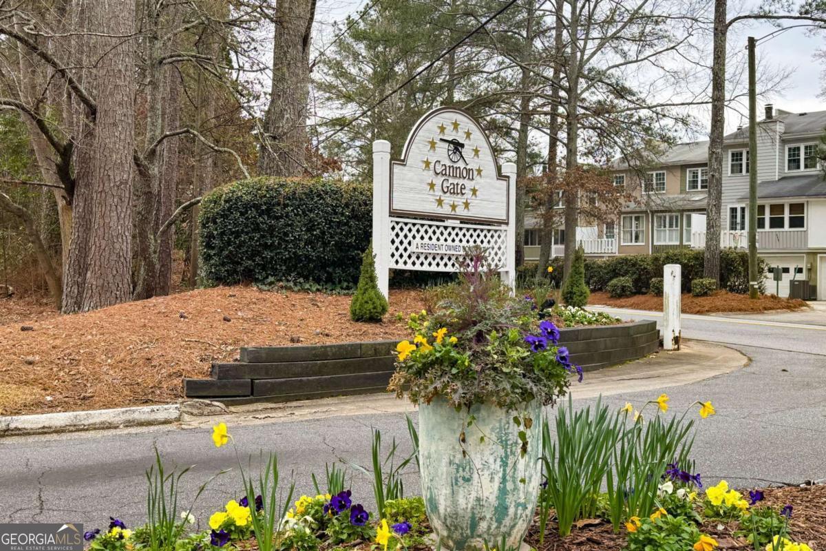 832 Cannon Run