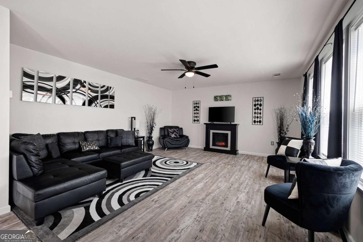 121 Moonrise Crossing