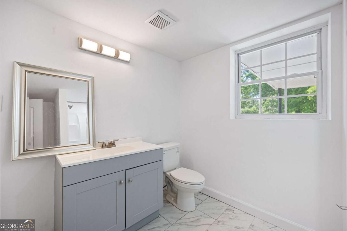 45 Smyrna Powder Springs Road SE