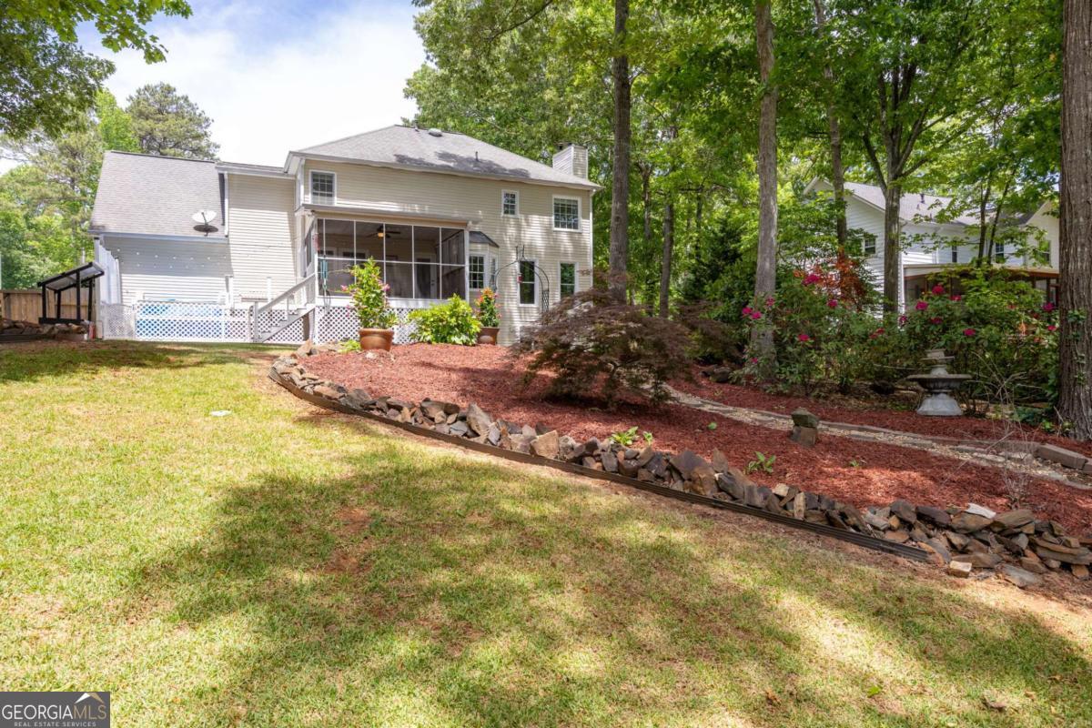 302 Lakeview Lane