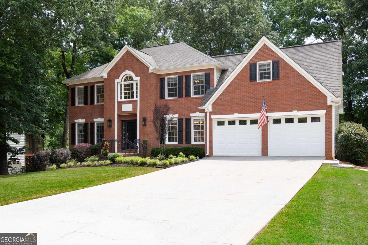 302 Lakeview Lane