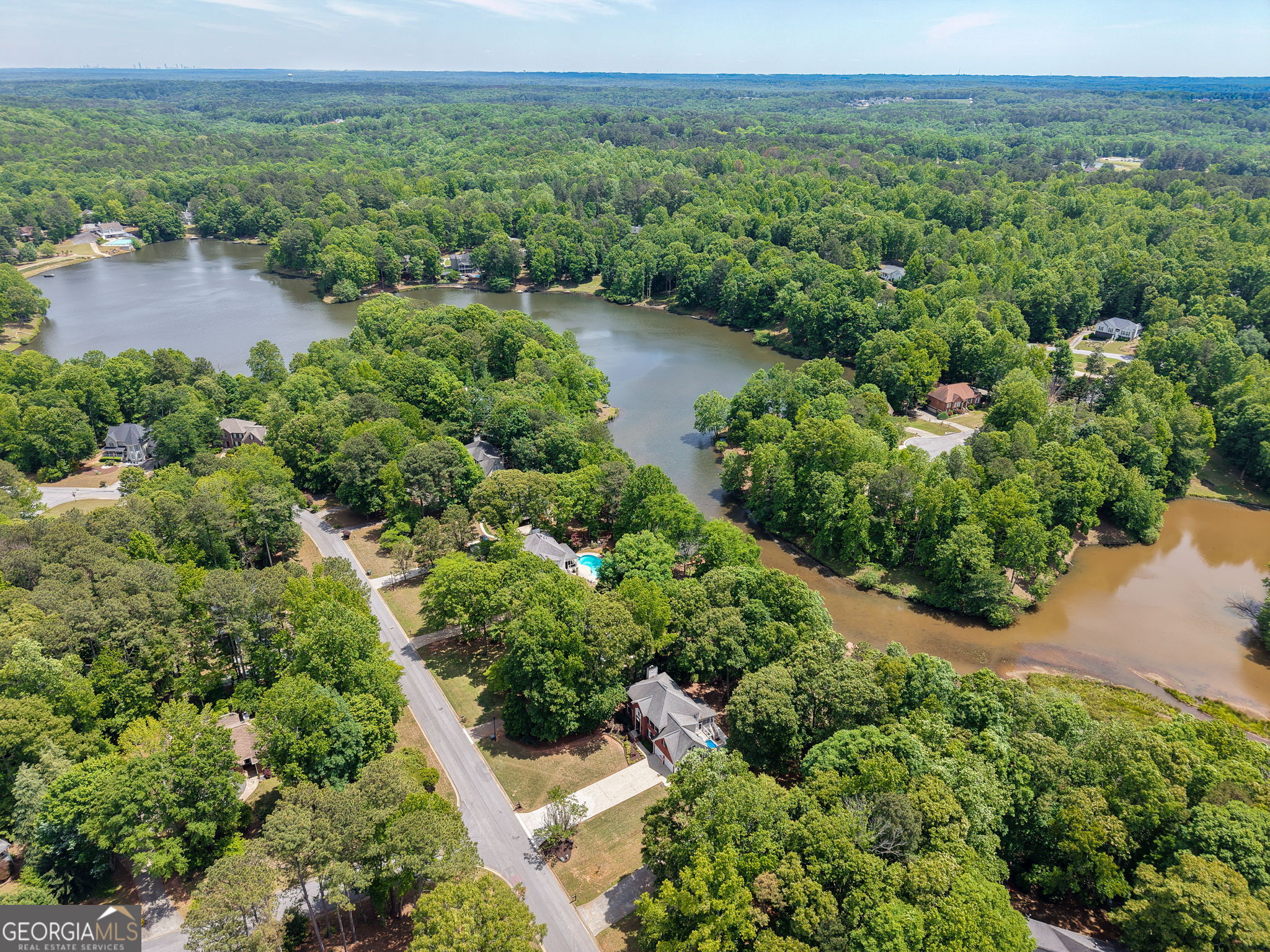 302 Lakeview Lane
