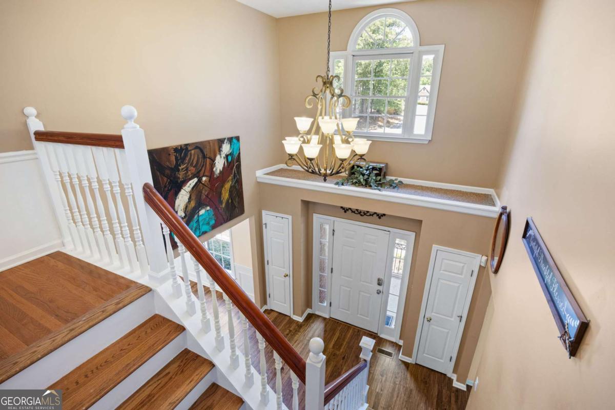 302 Lakeview Lane