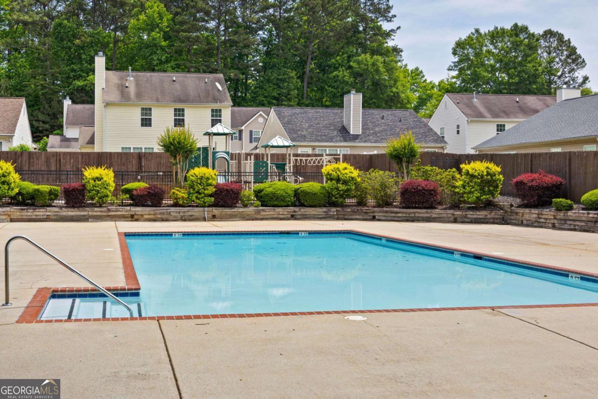 108 Greystone Way