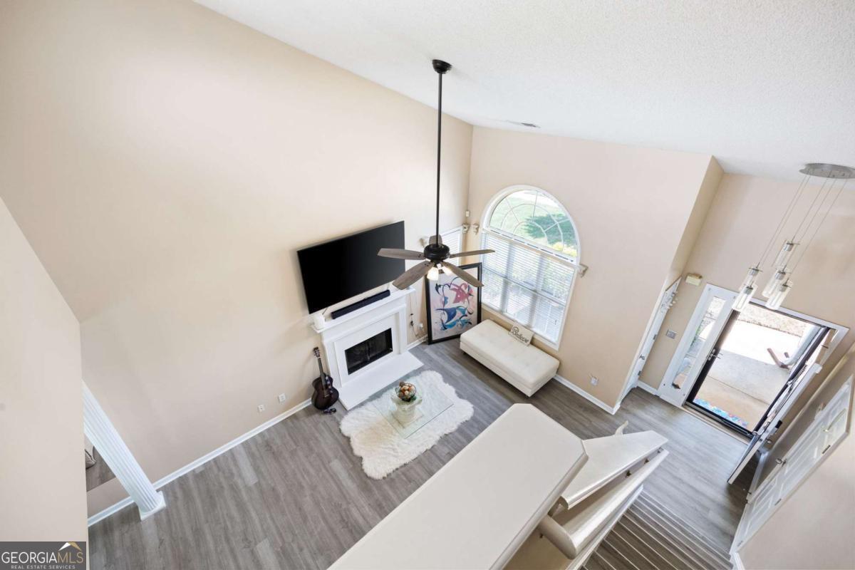 108 Greystone Way
