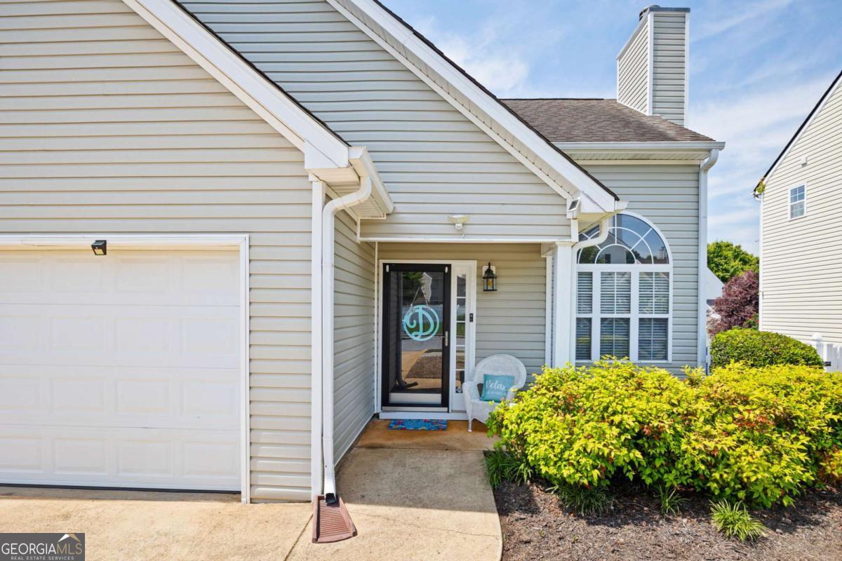 108 Greystone Way