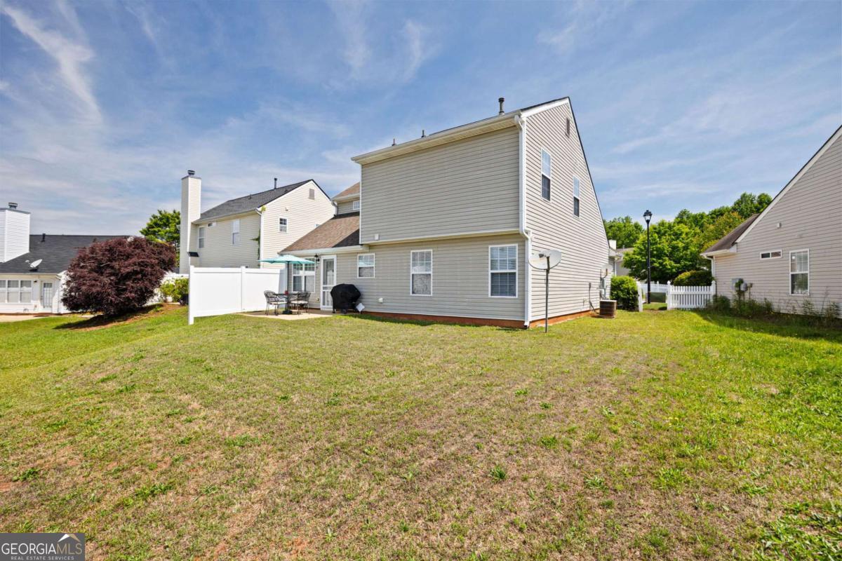 108 Greystone Way