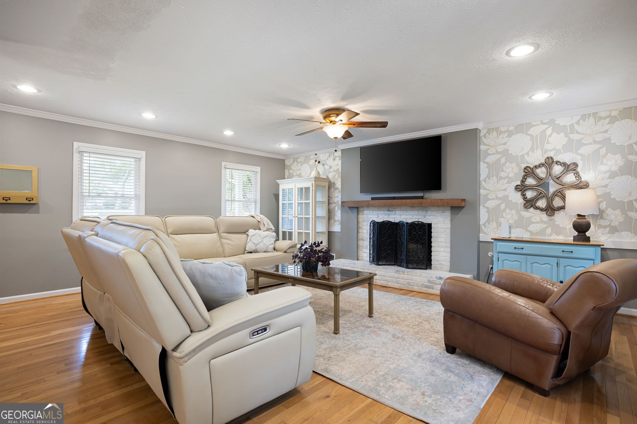 184 Lake Somerset Drive NW