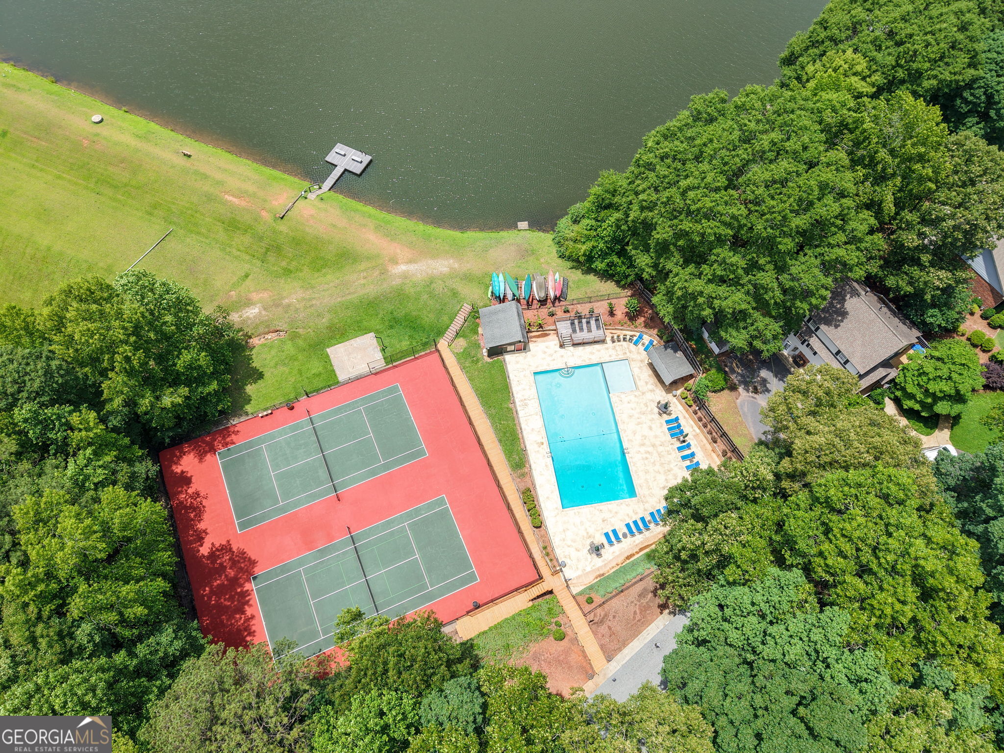 184 Lake Somerset Drive NW