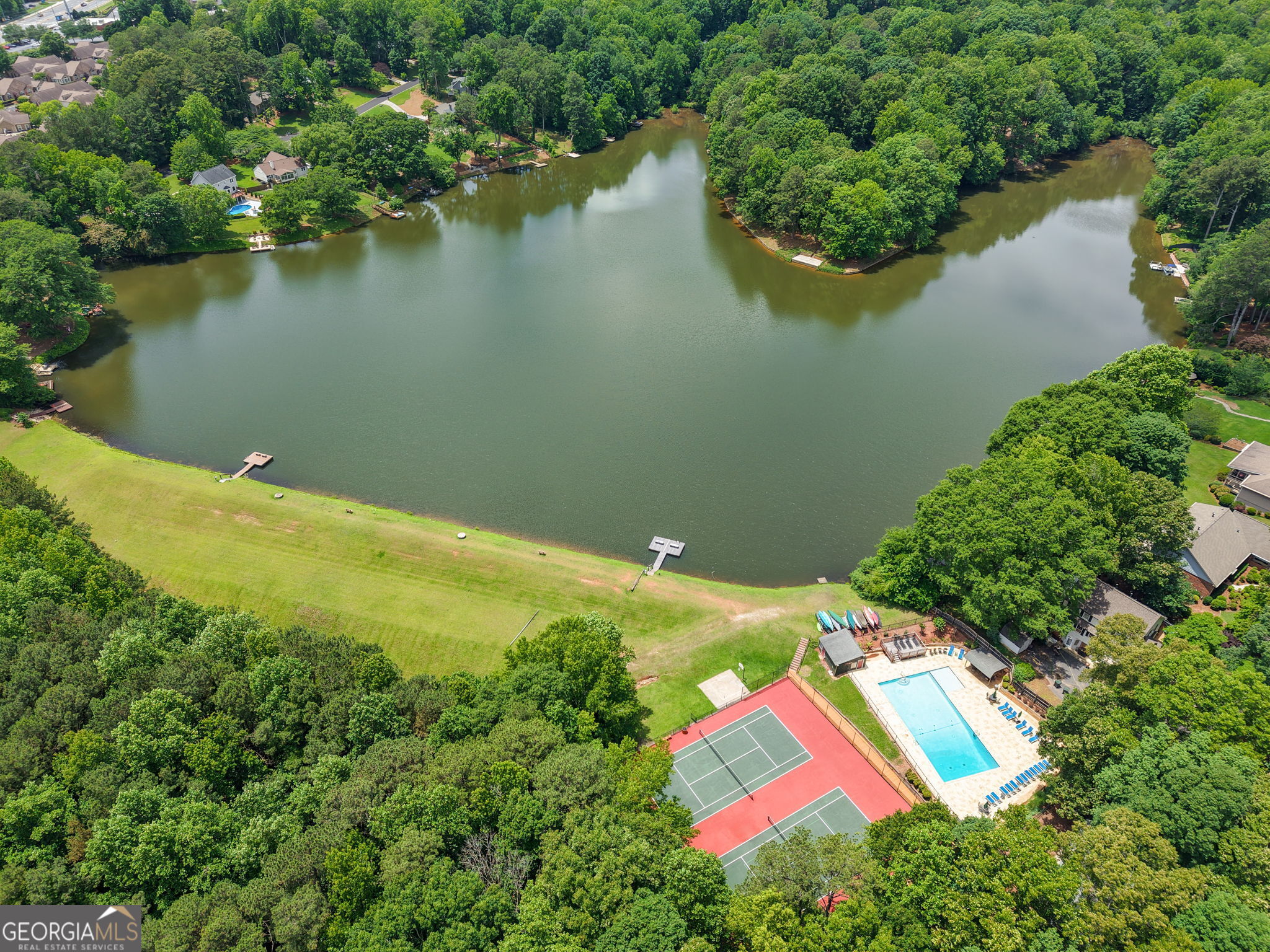 184 Lake Somerset Drive NW
