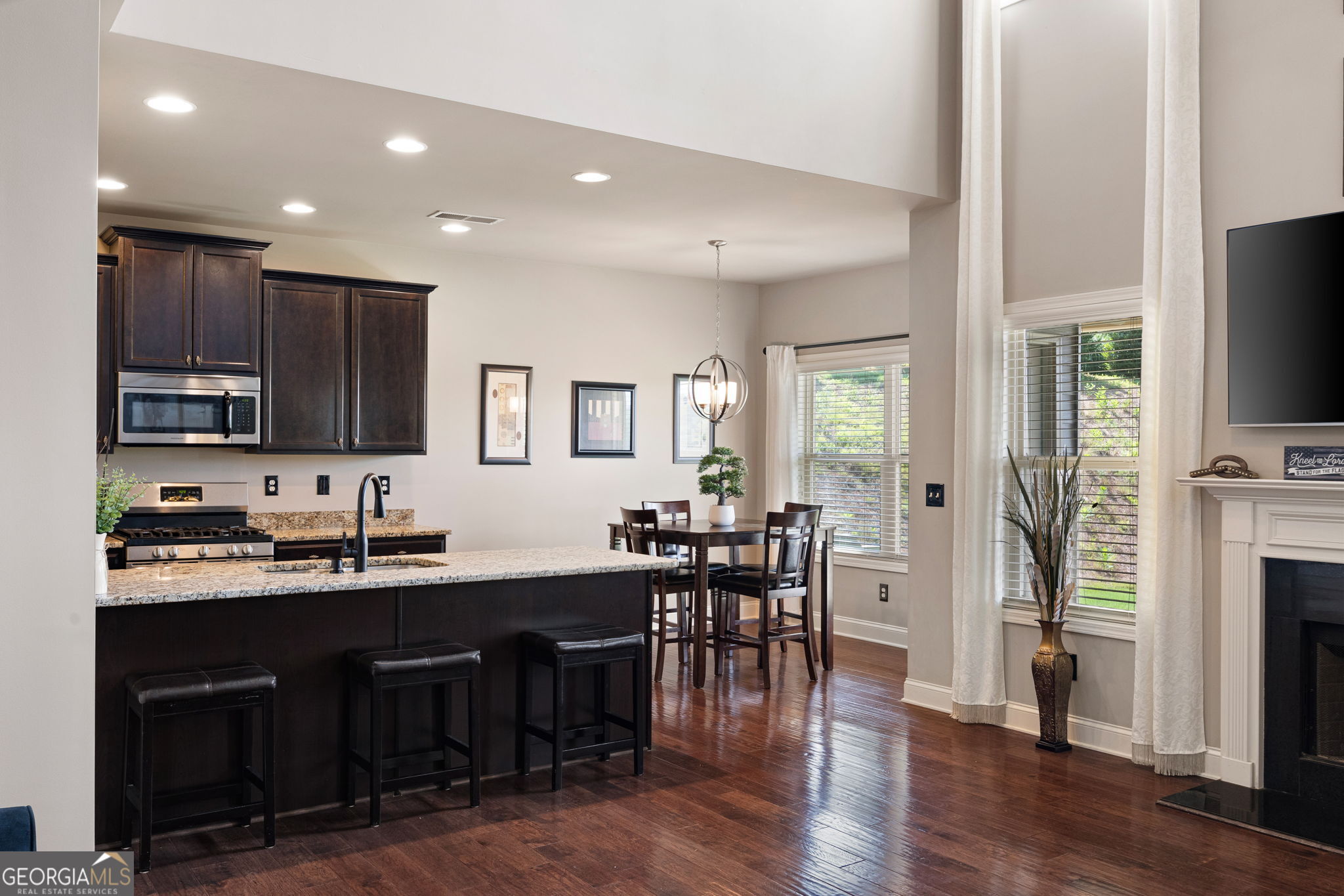 574 Naturewalk Boulevard