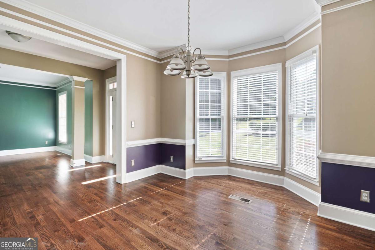 13 Royal Lake Drive SE