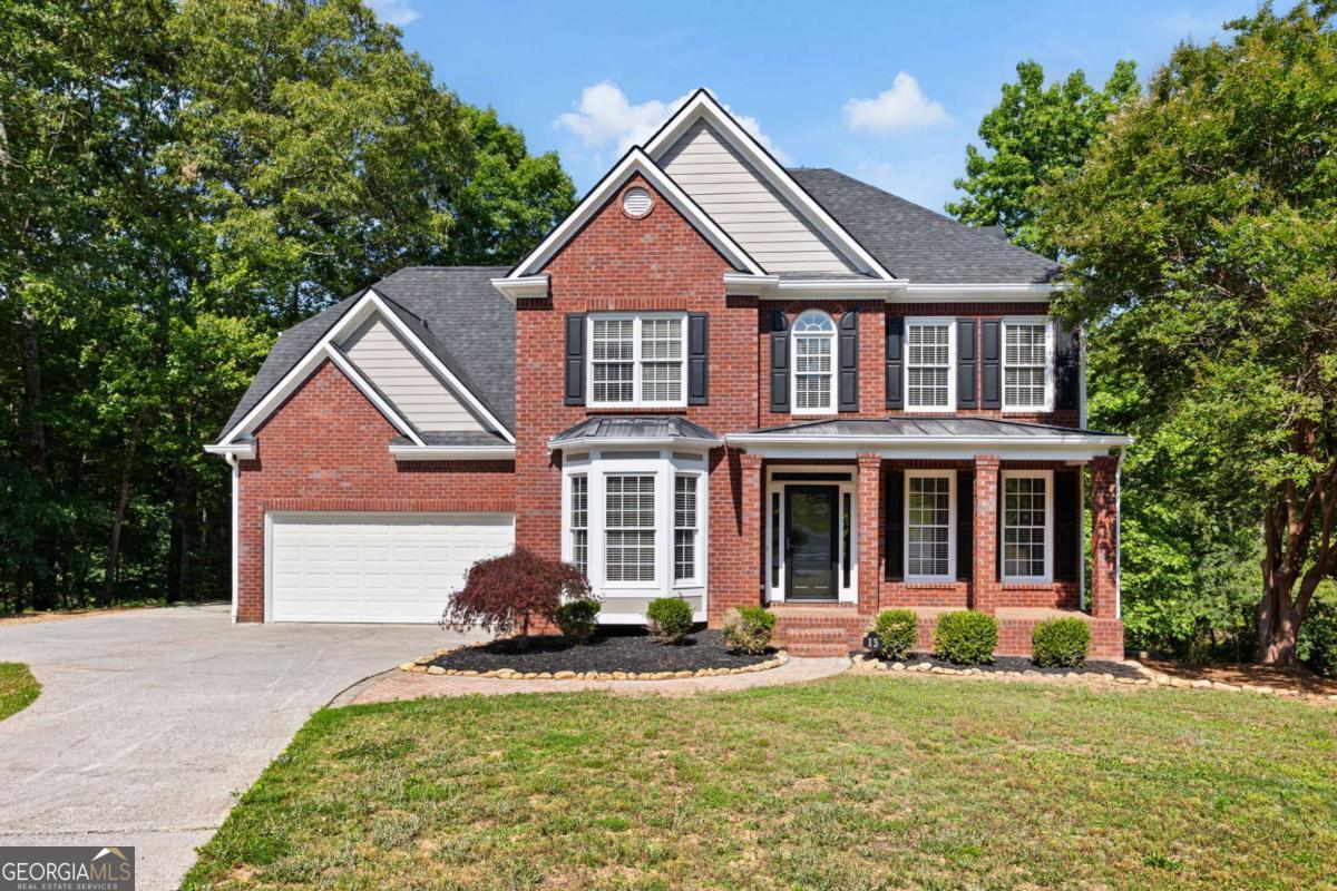 13 Royal Lake Drive SE