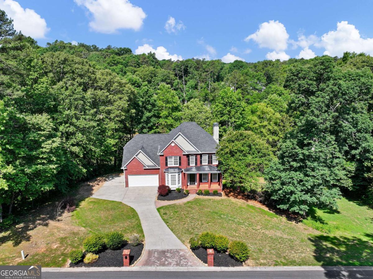 13 Royal Lake Drive SE