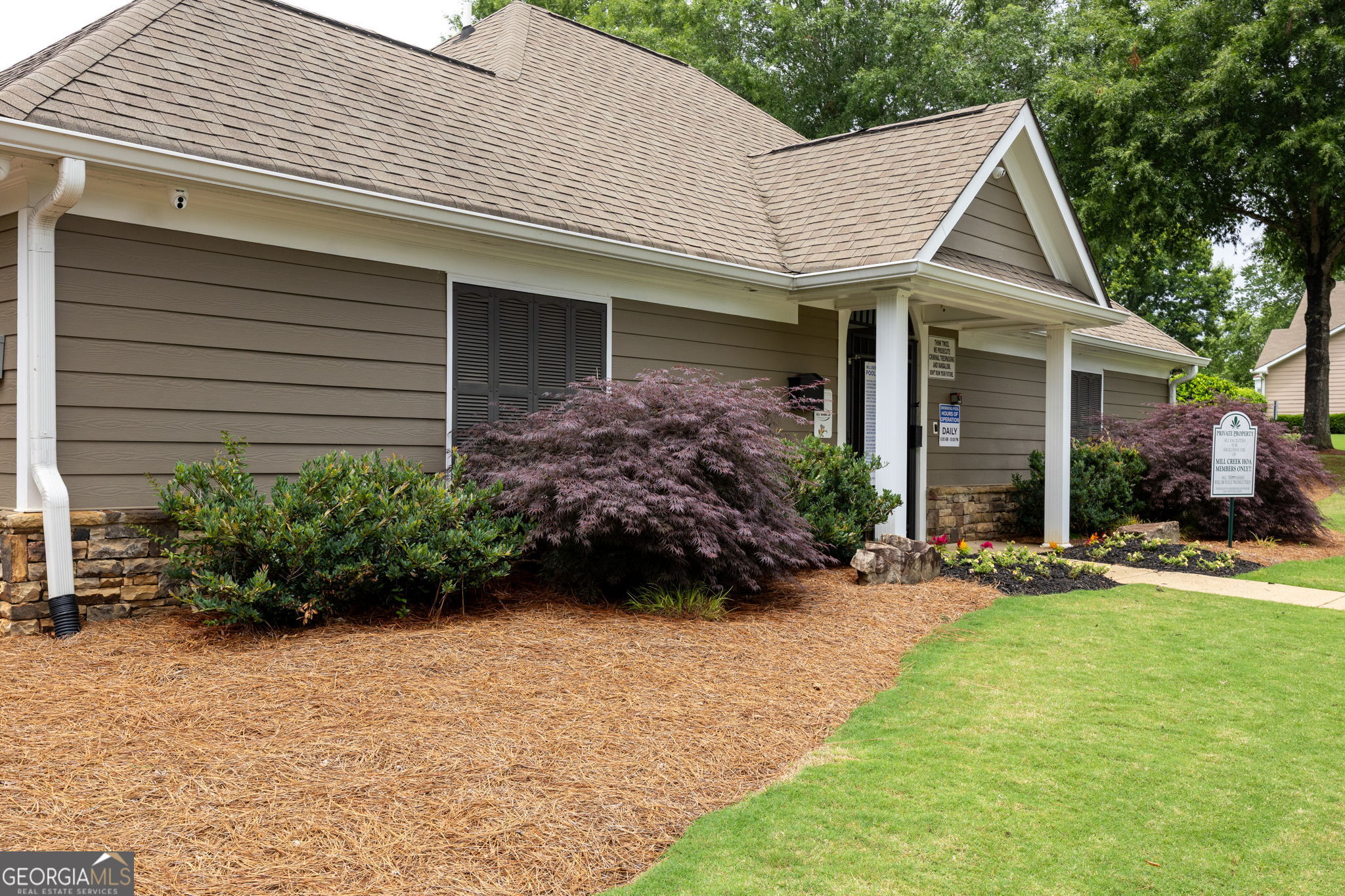 112 Puckett Court