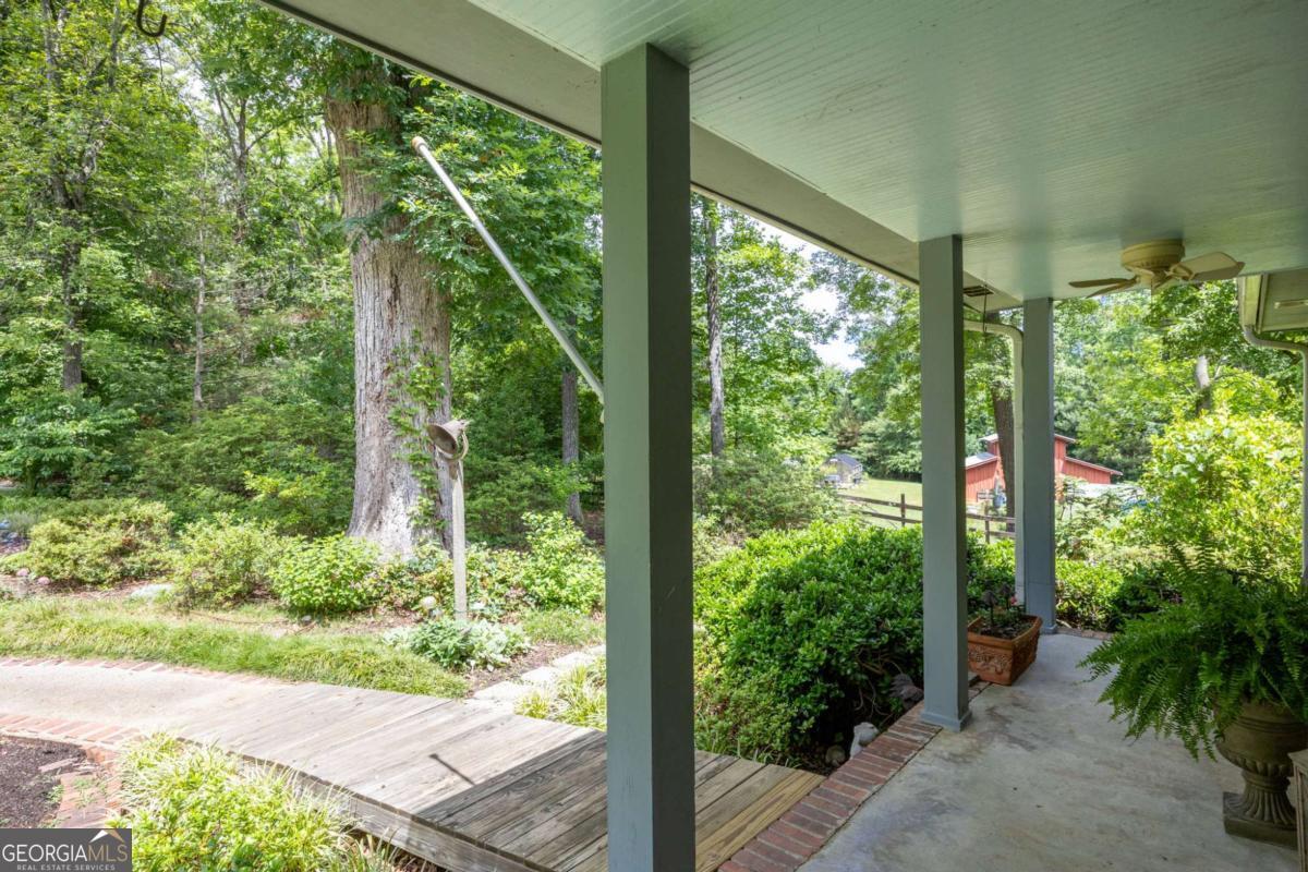 5436 Ridge Road
