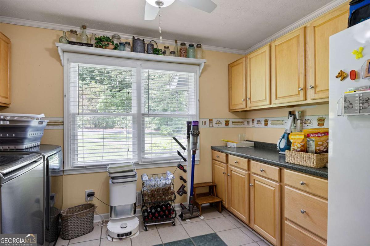 5436 Ridge Road