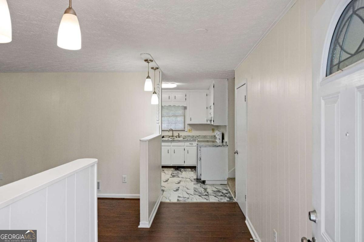 4220 Terrace Drive