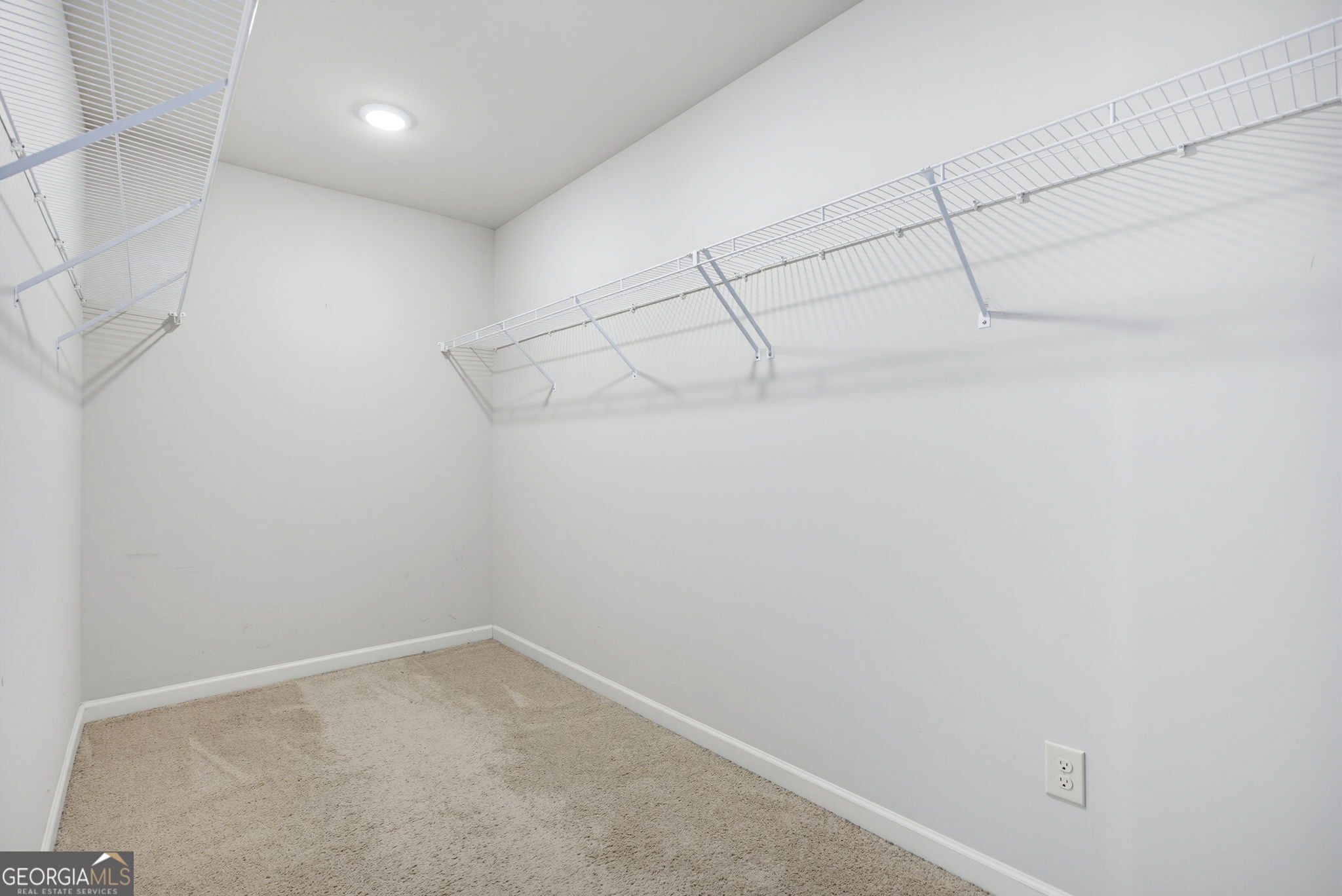 550 Red Fox Drive