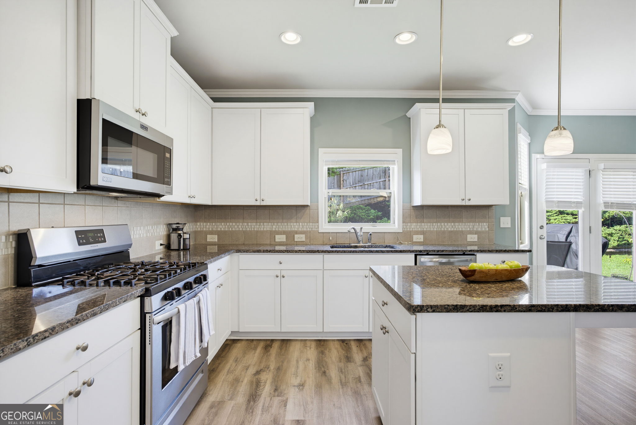 550 Red Fox Drive
