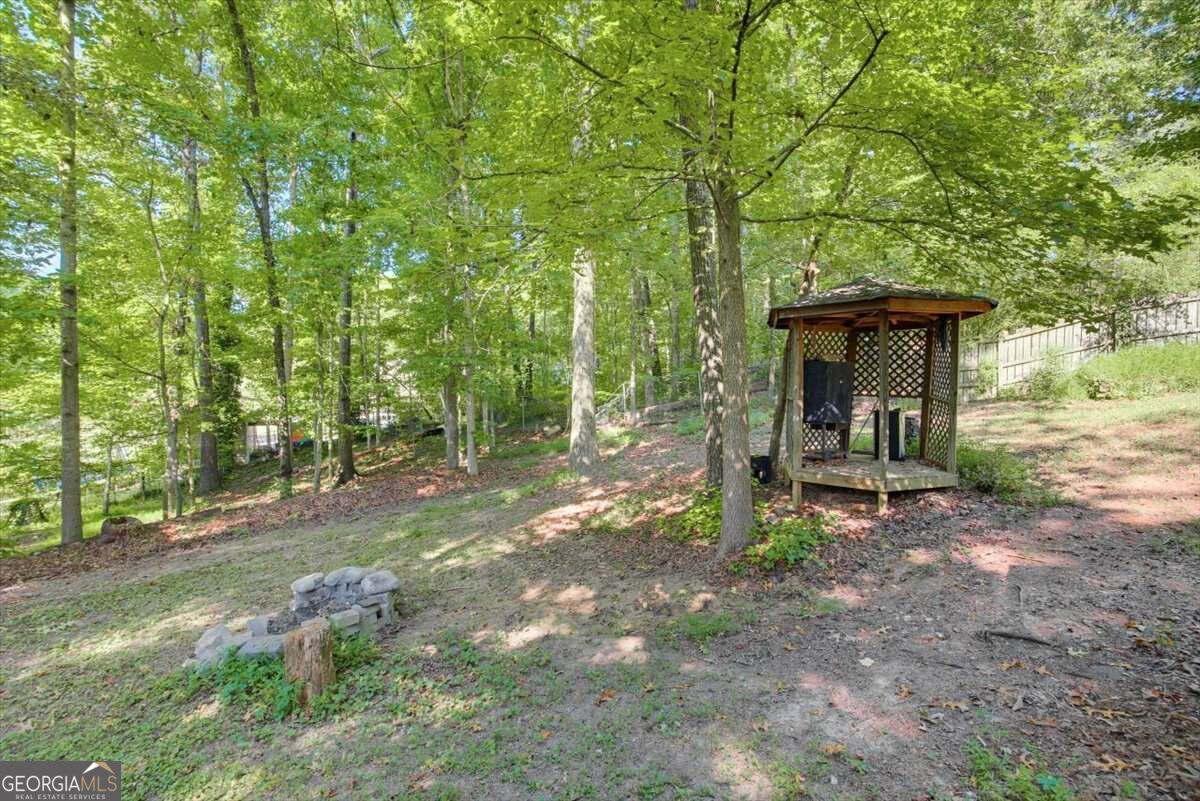 138 Hickory Trail