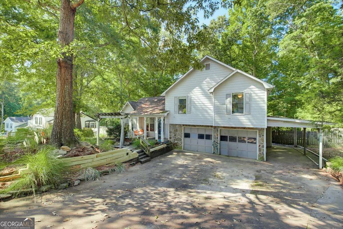 138 Hickory Trail