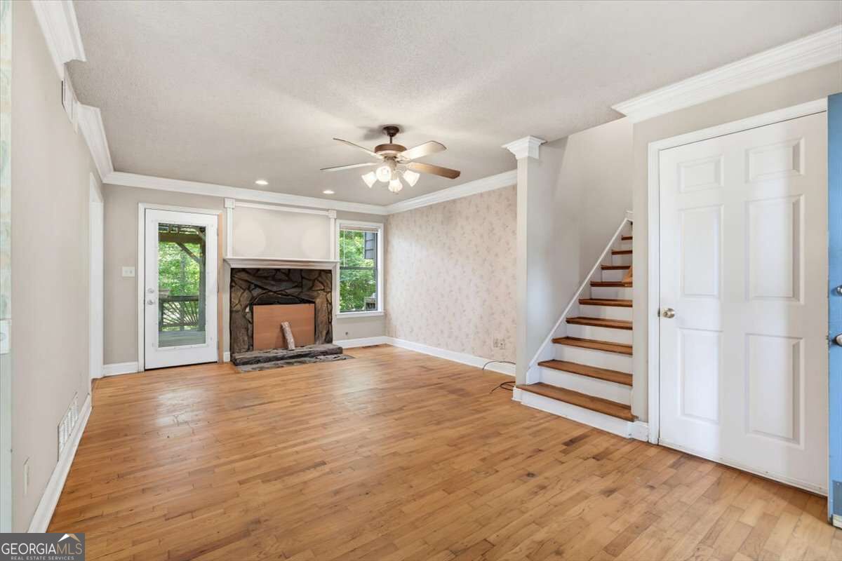 138 Hickory Trail