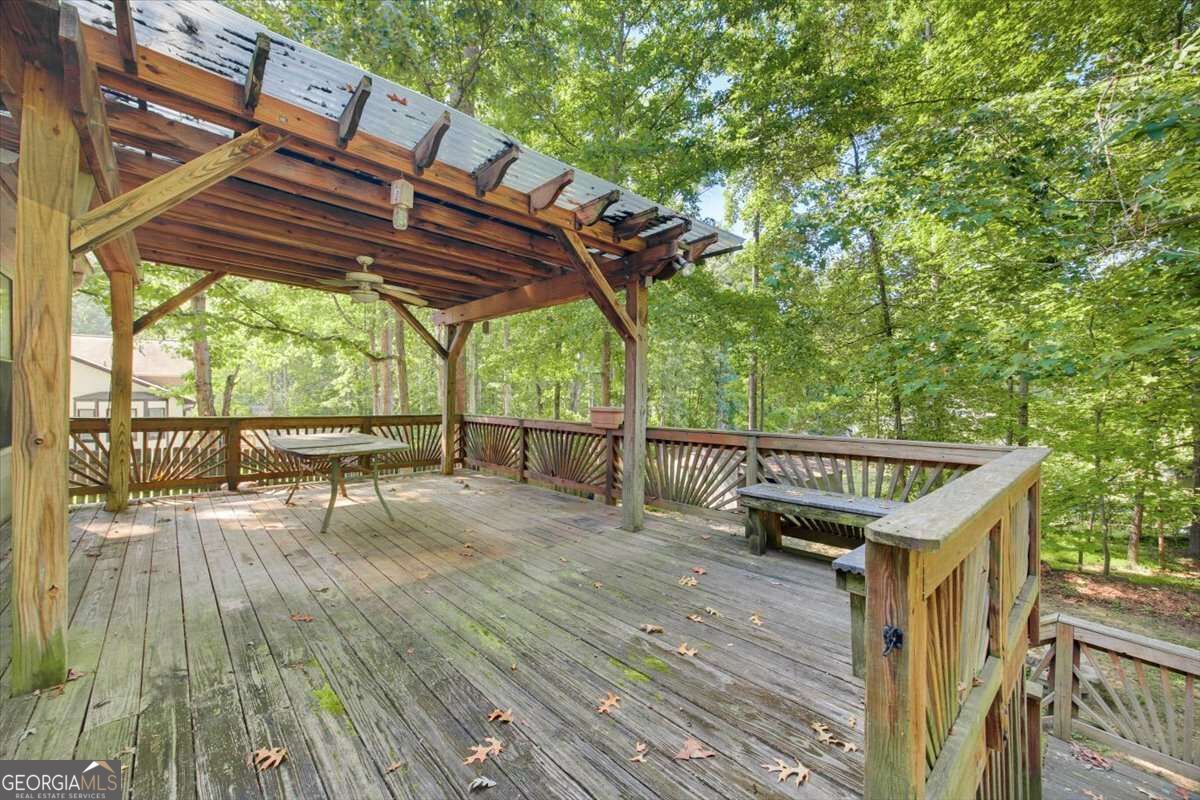 138 Hickory Trail
