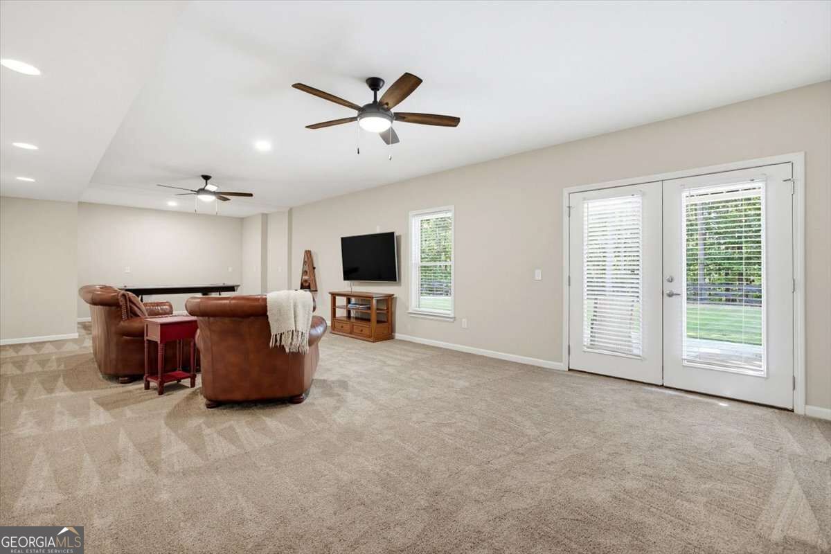 108 Lumpkin Way