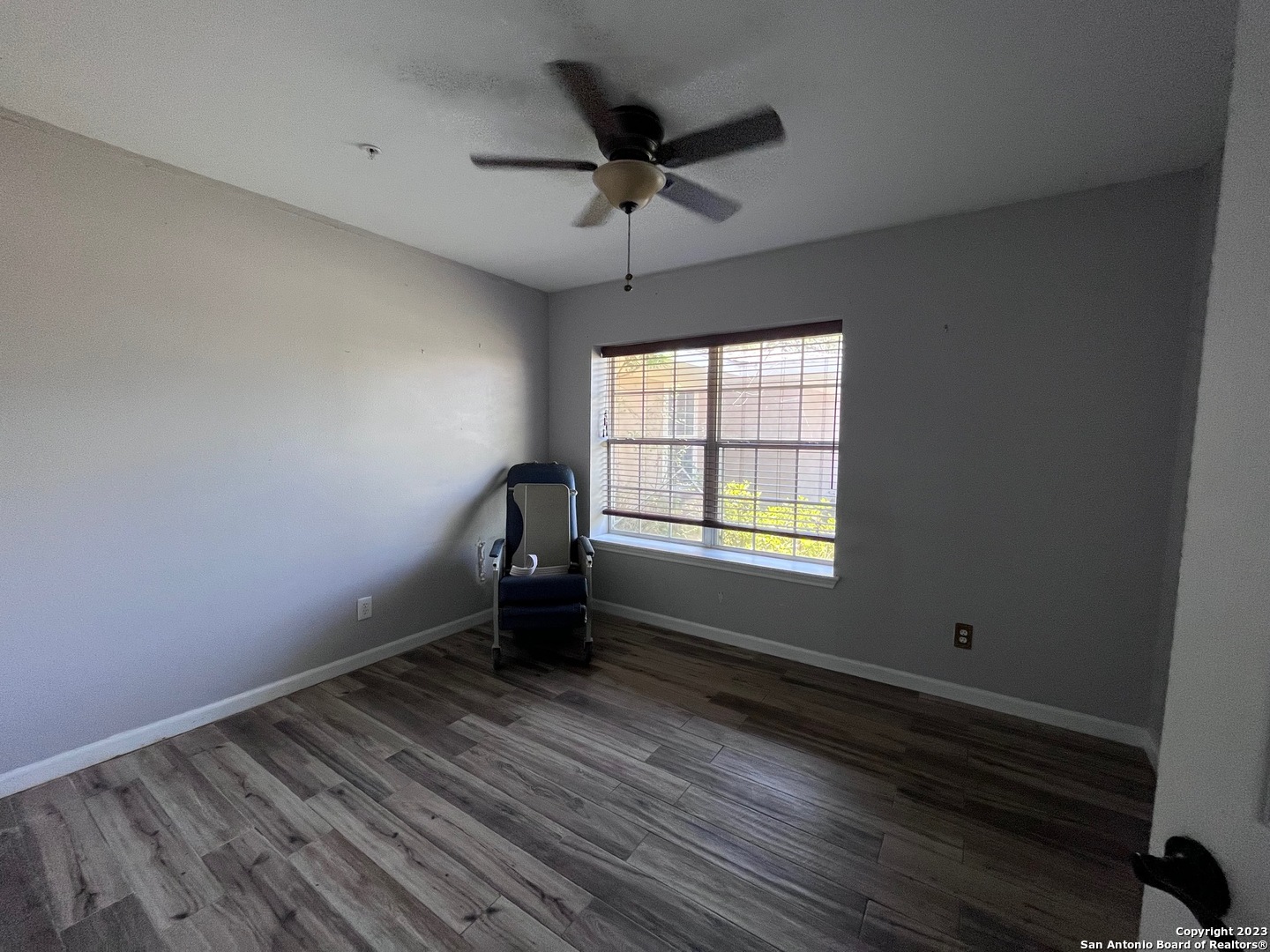 401 BRYN MAWR DR