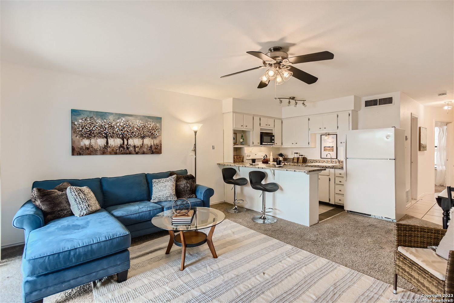 1603 PARKVIEW DR F4