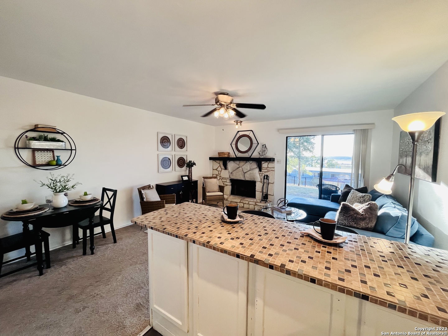 1603 PARKVIEW DR F4