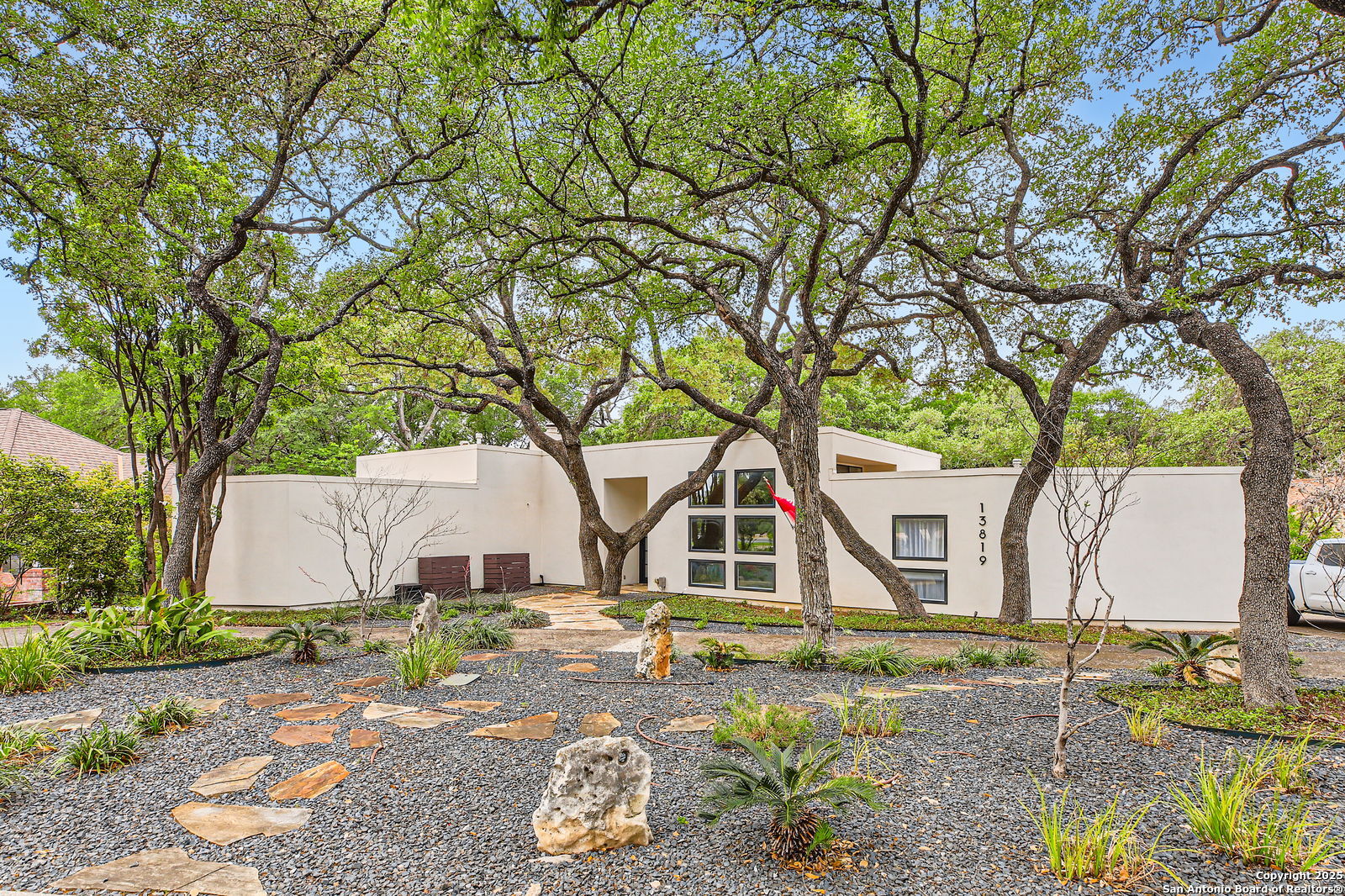 13819 Crown Bluff