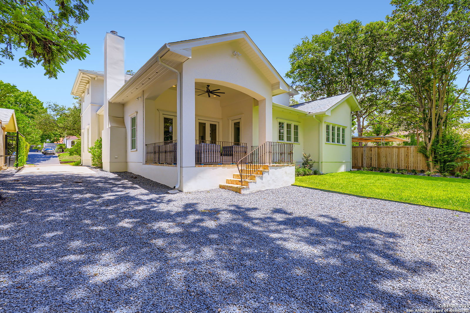 126 Wildrose Ave