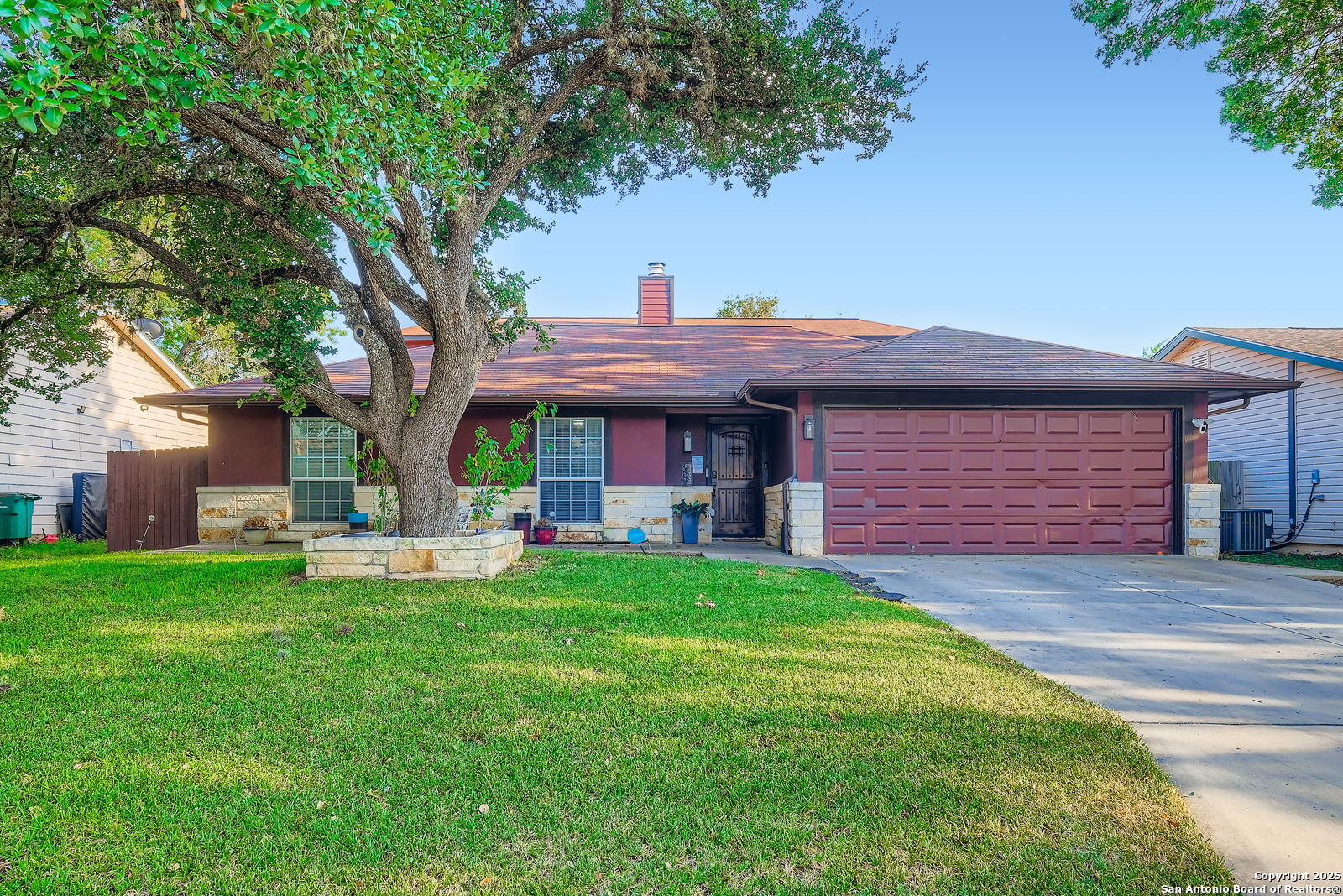 9322 Valley Ridge