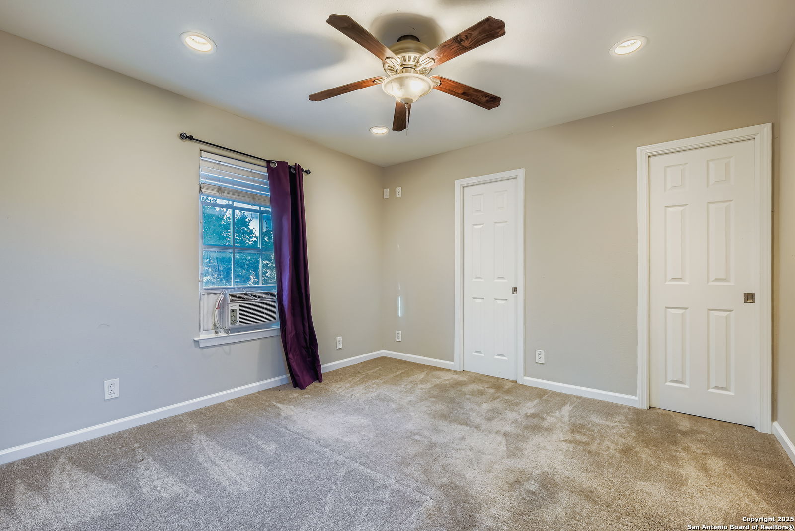 9322 Valley Ridge