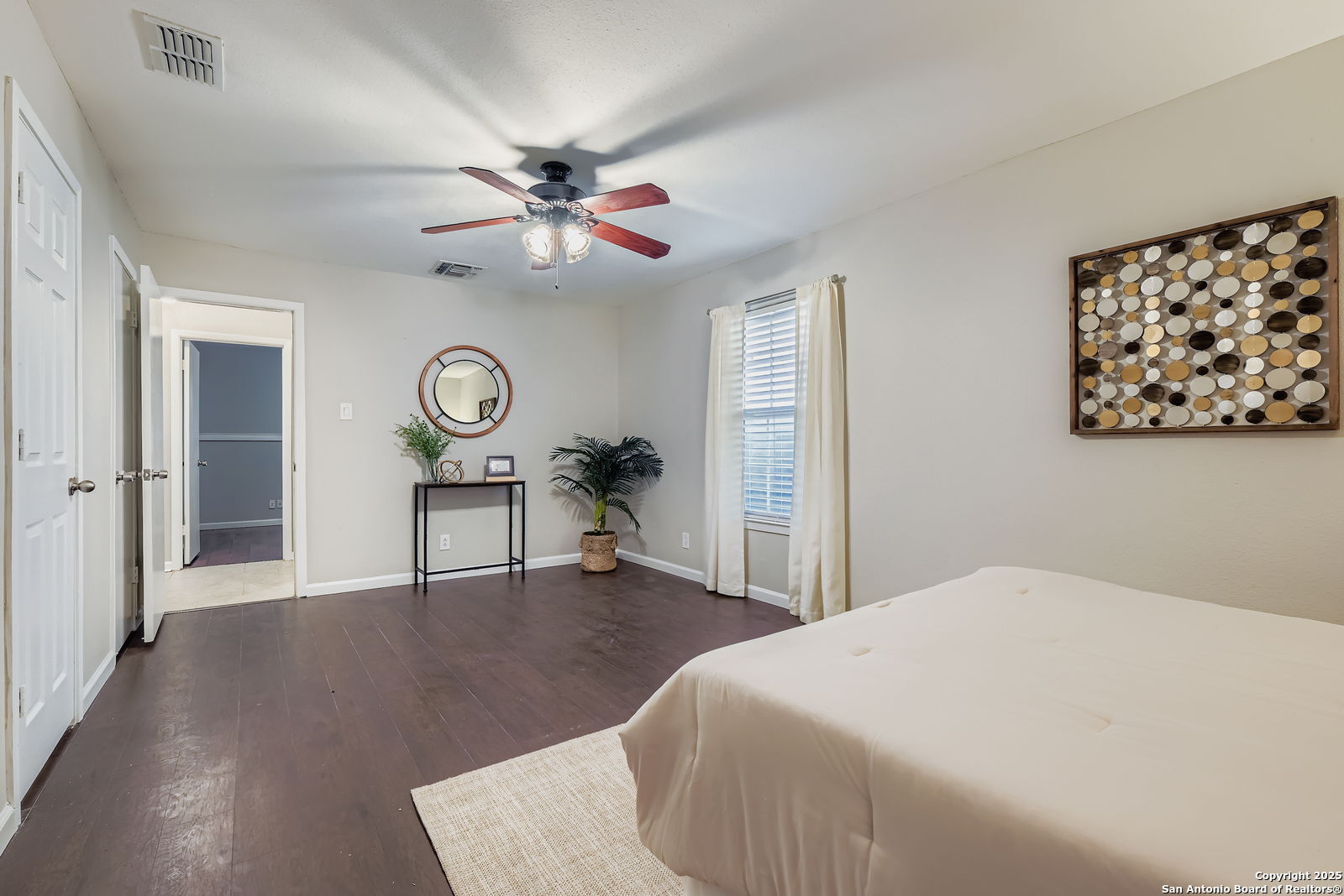 9322 Valley Ridge