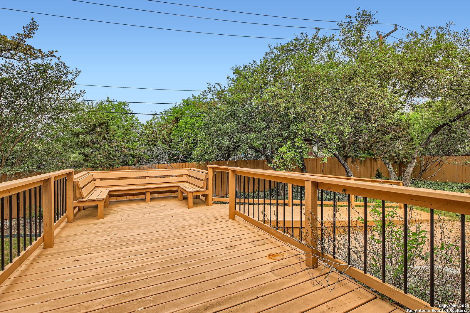 18522 Emerald Forest