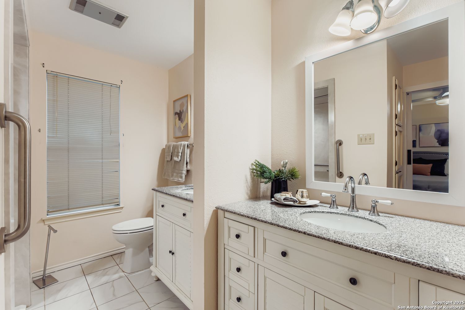 3430 Turtle Village 101