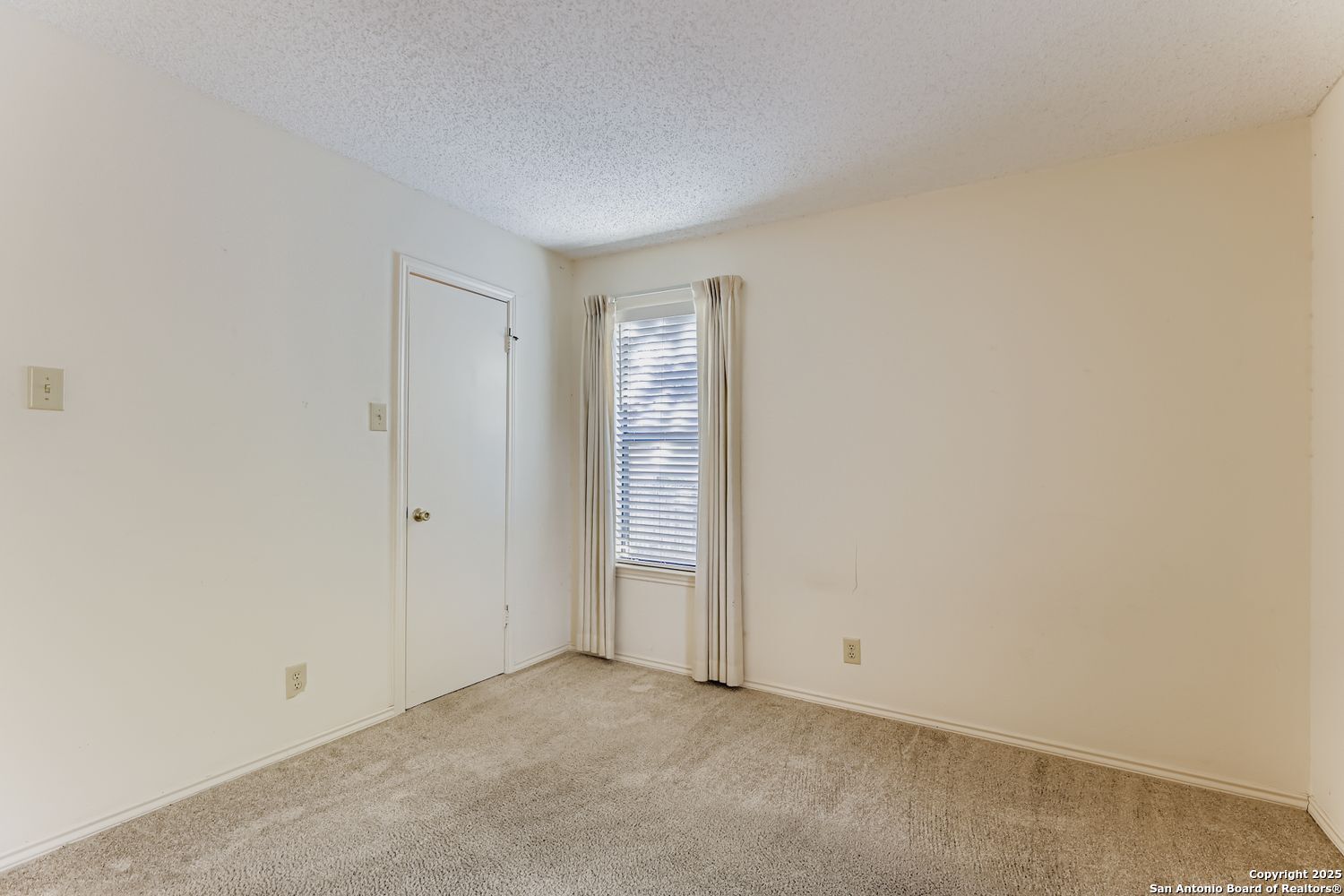 3430 Turtle Village 101