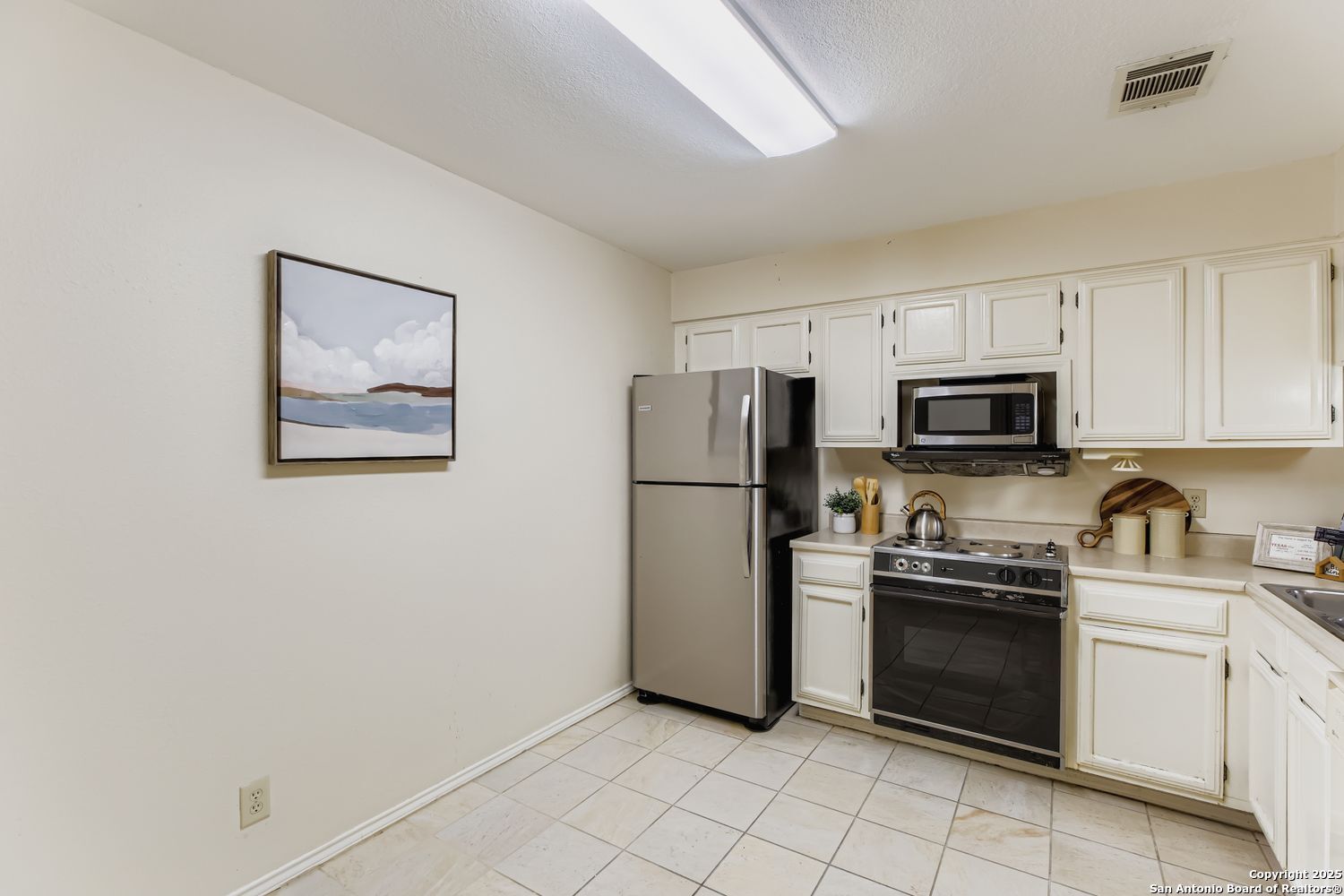 3430 Turtle Village 101