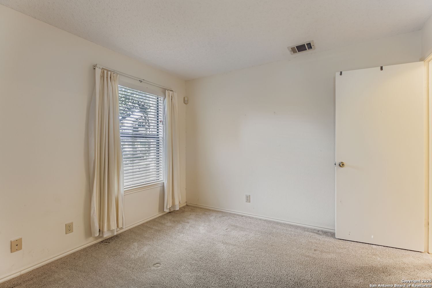 3430 Turtle Village 101