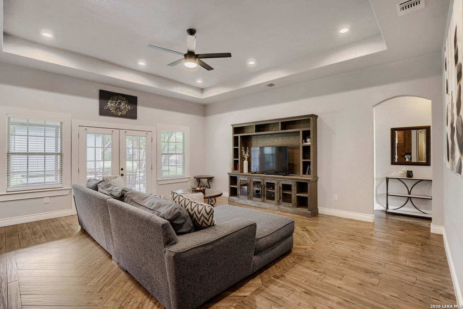 748 CANYON OAKS DR