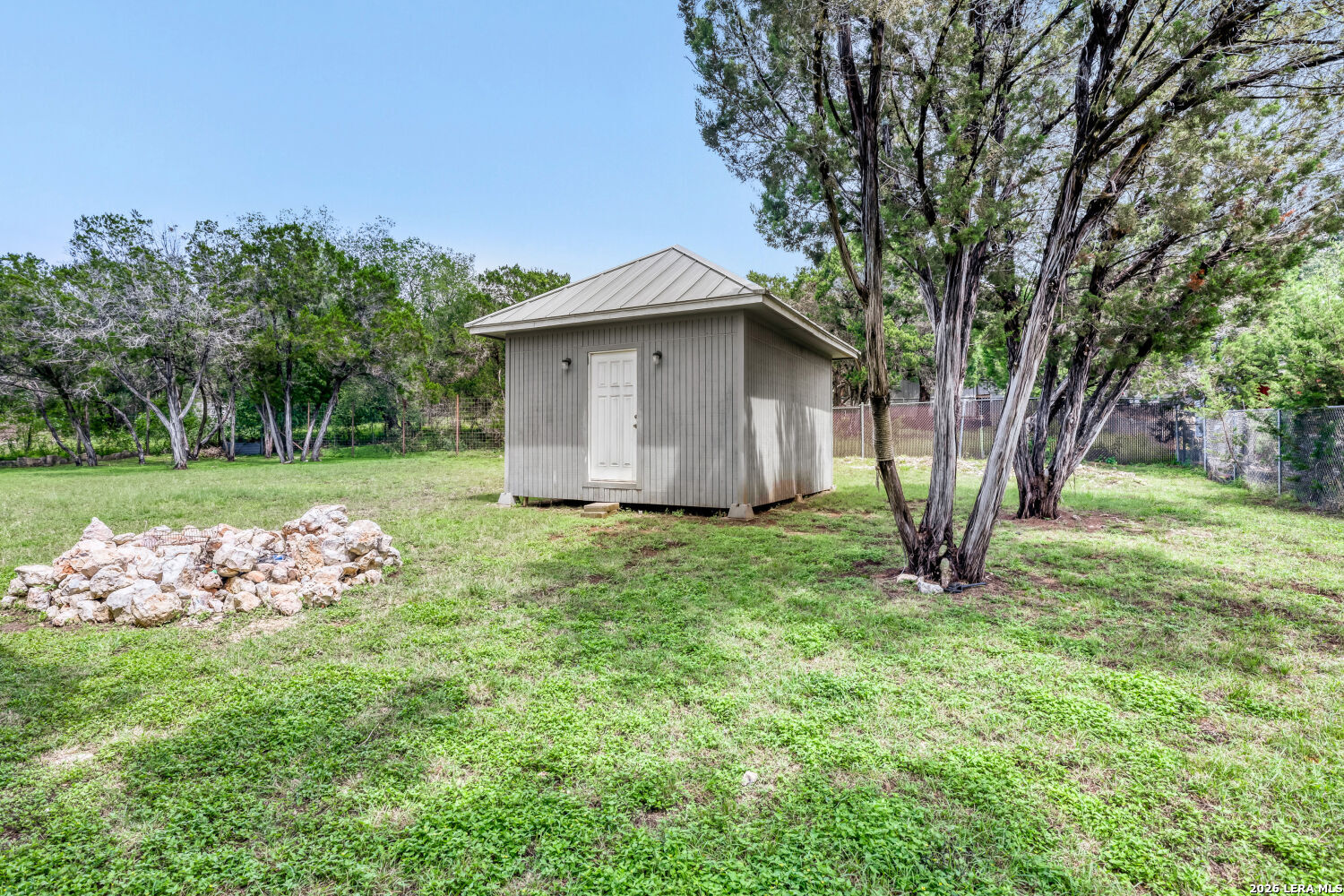 748 CANYON OAKS DR