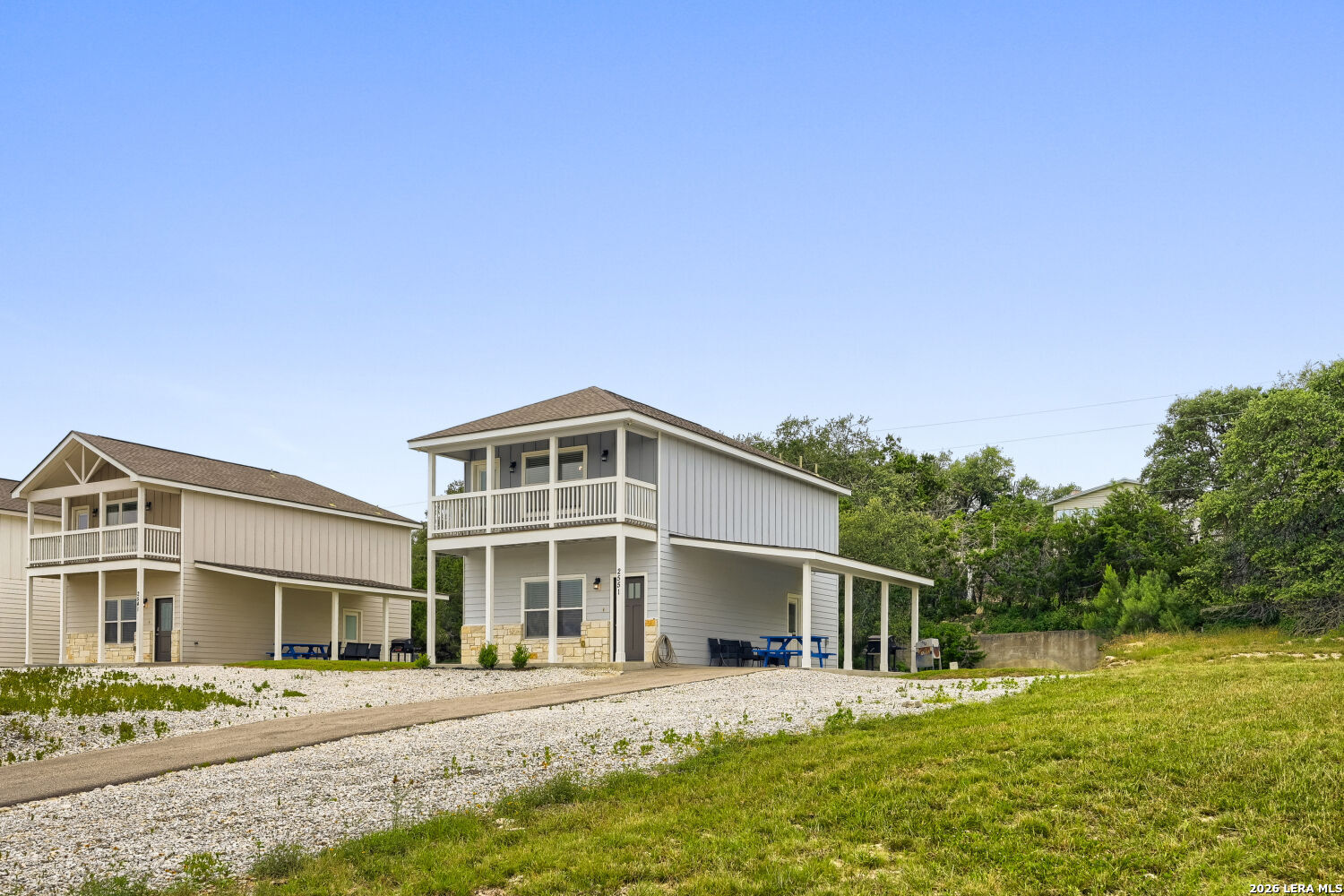 2551 CANYON LAKE FOREST DR
