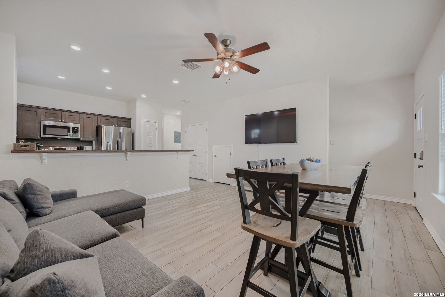 2551 CANYON LAKE FOREST DR