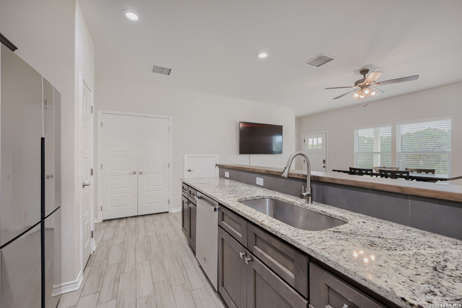 2551 CANYON LAKE FOREST DR