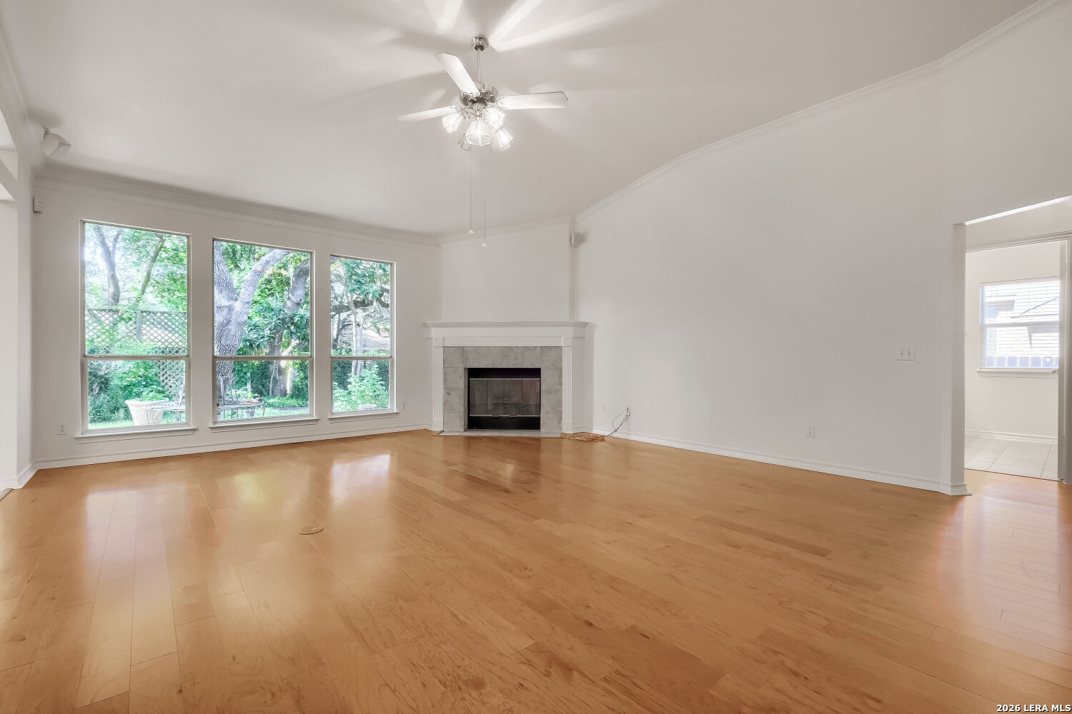 15634 Mission Crst